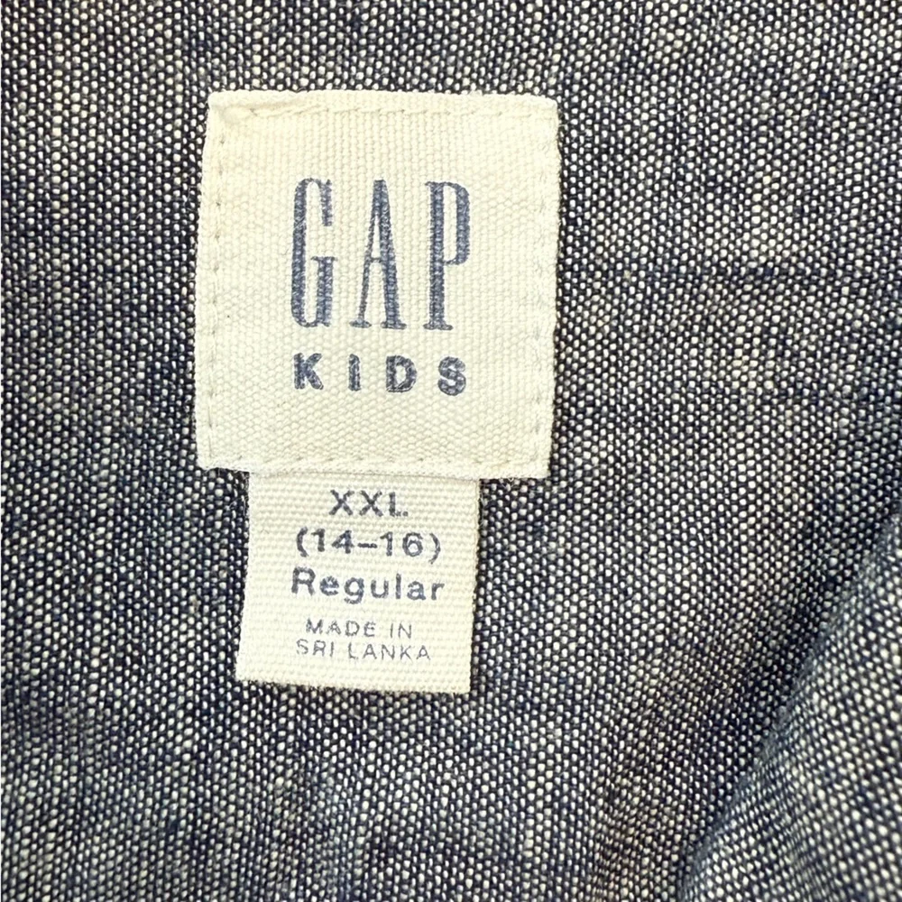 GAP  XXL (14-16) teenage kids 100% cotton shirt like new condition